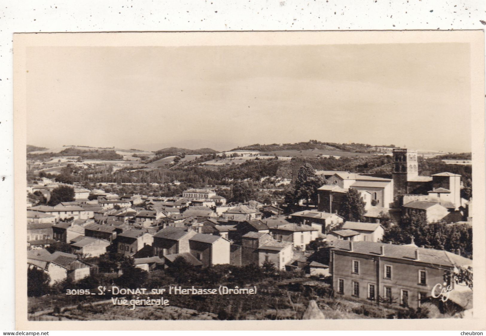 26. SAINT DONNAT SUR L'HERBASSE. CPA. VUE GENERALE. ANNEES 50. + TEXTE - Autres & Non Classés