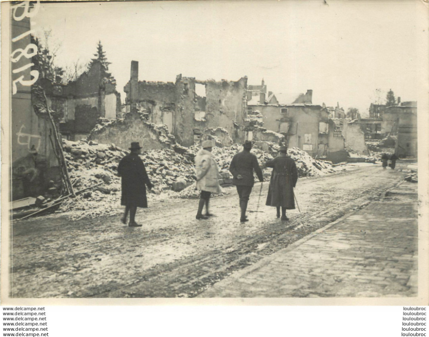 VILLAGE EN RUINES ET SOLDATS  PREMIERE GUERRE WW1 PHOTO ORIGINALE 18 X 13 CM G1 - War, Military