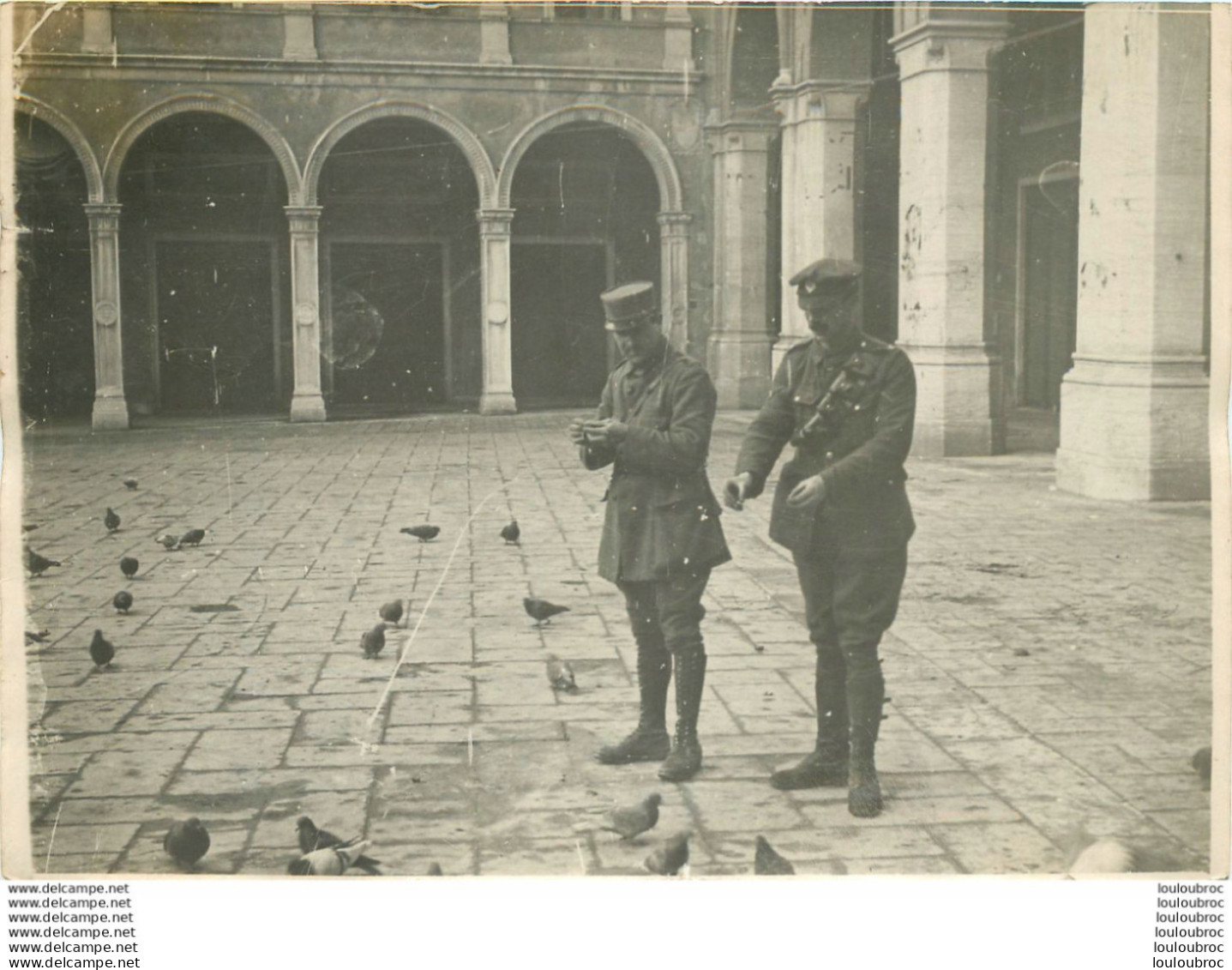 SOLDATS CERTAINEMENT ITALIE    WW1 PHOTO ARGENTIQUE ORIGINALE 18 X13 CM - War, Military