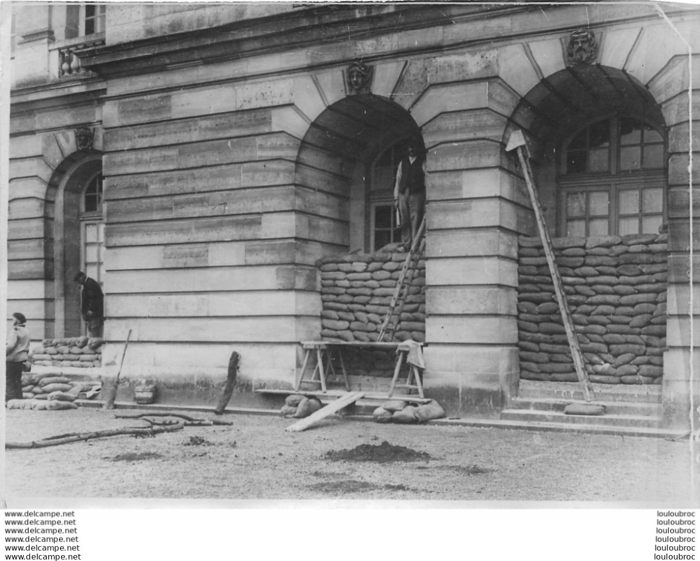 SACS DE SABLE POUR PROTECTION PREMIERE GUERRE WW1 PHOTO ORIGINALE ARGENTIQUE 18 X 13 CM - Guerre, Militaire