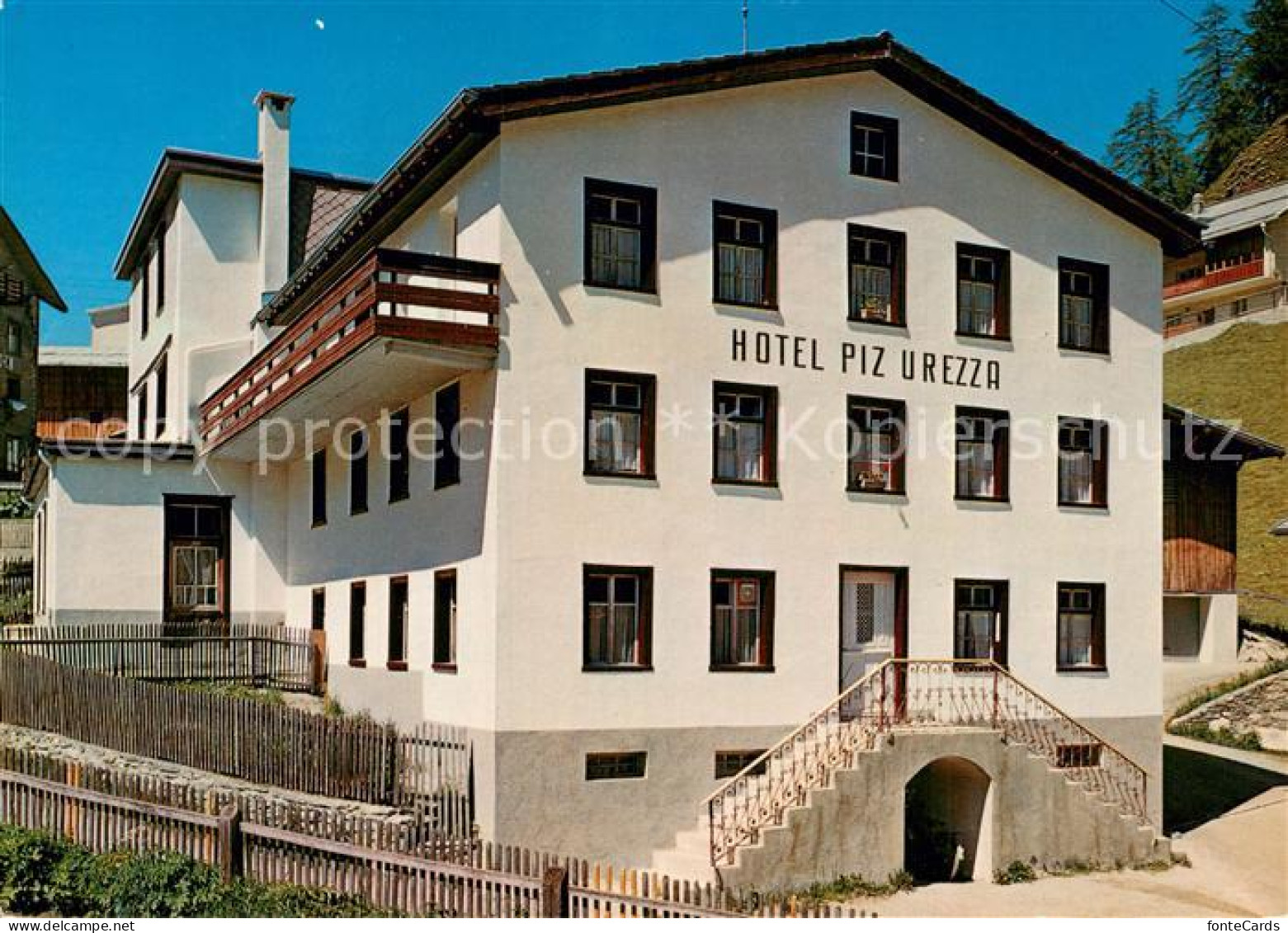 13785080 Samnaun-Compatsch Hotel Piz Urezza Aussenansicht U. Informationen Samna - Autres & Non Classés