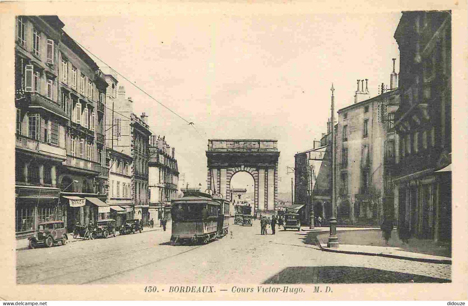 33 - Bordeaux - Cours Victor-Hugo - Animée - Tramway - Automobiles - CPA - Voir Scans Recto-Verso - Bordeaux