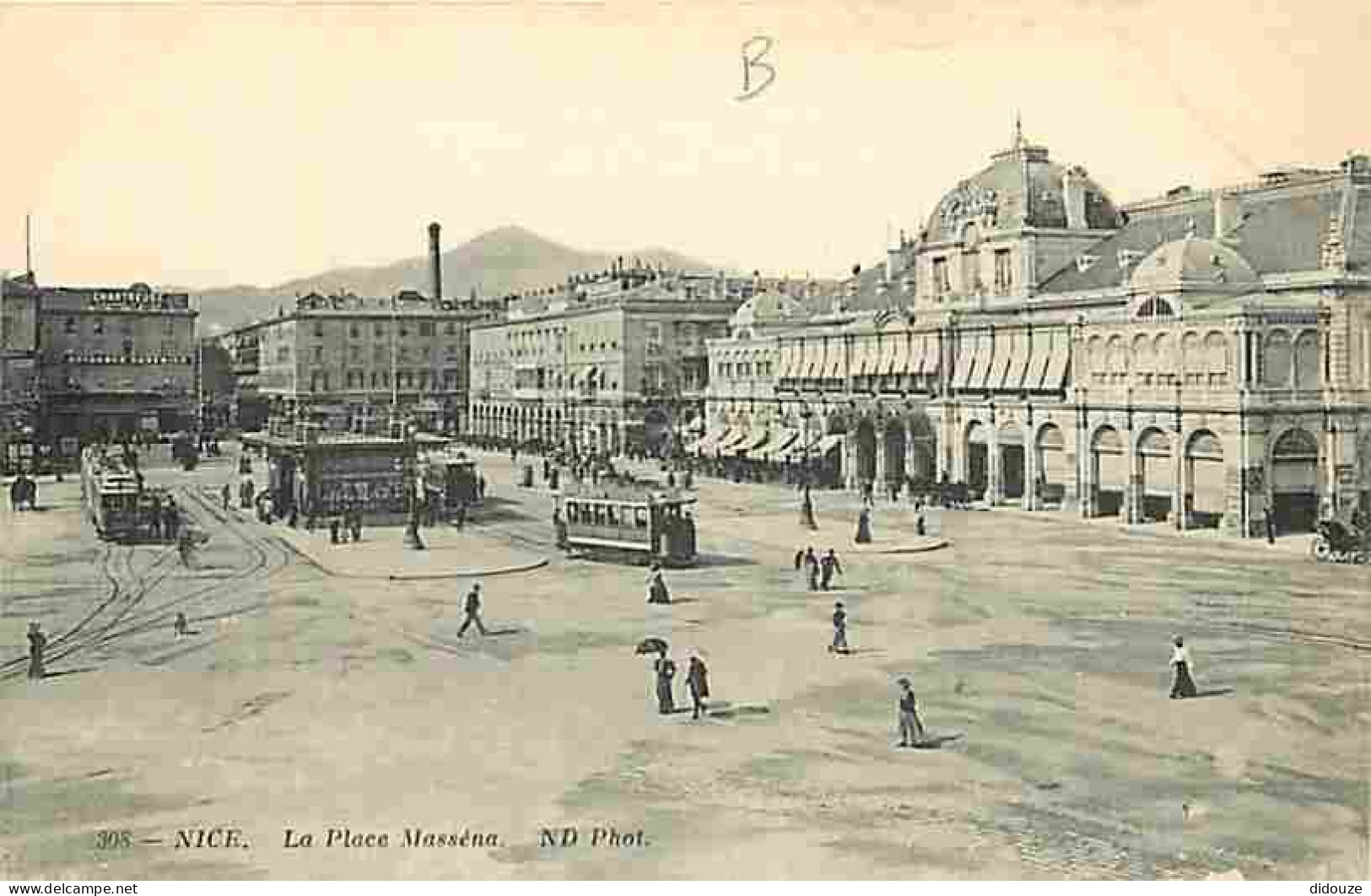 06 - Nice - La Place Masséna - Animée - Tramway - CPA - Voir Scans Recto-Verso - Cafés, Hotels, Restaurants