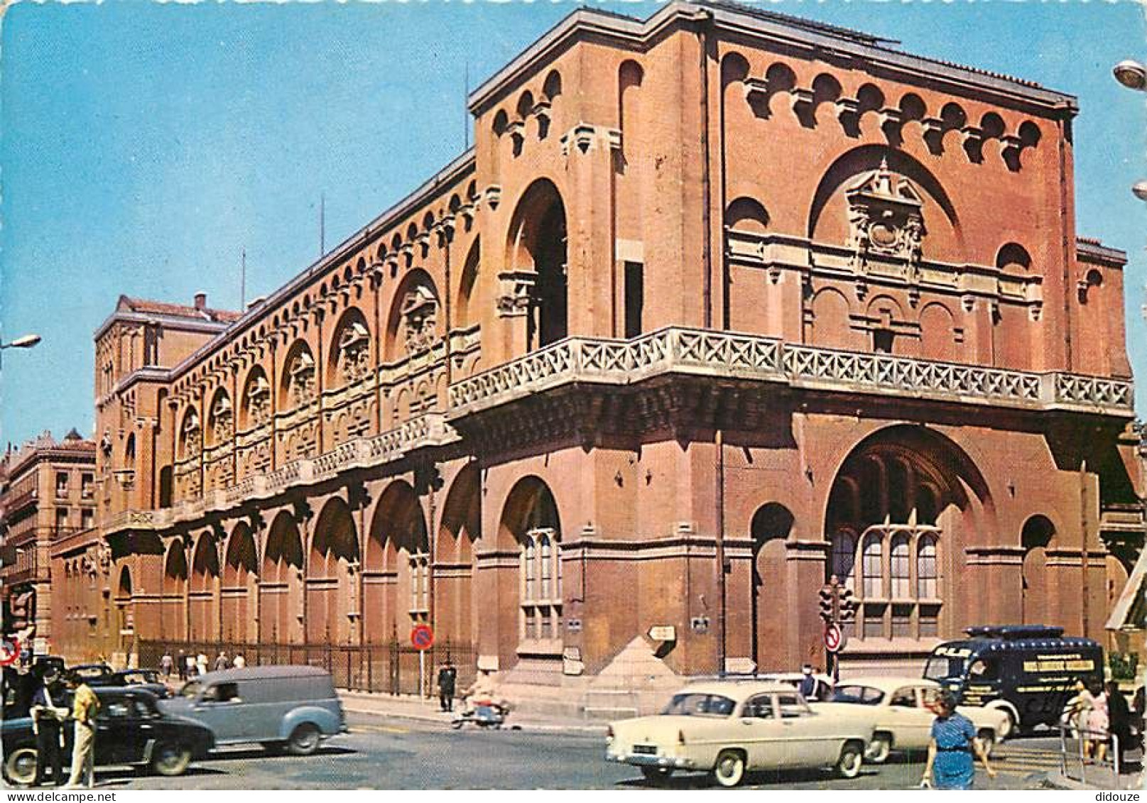 Automobiles - Toulouse - Le Musée Des Augustins - CPM - Voir Scans Recto-Verso - Turismo