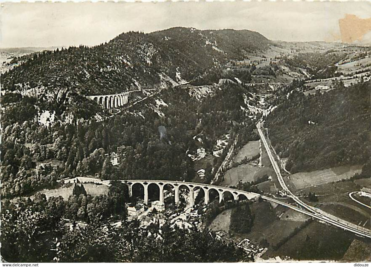 39 - Morez - Les 4 Viaducs - Vue Aérienne - Carte Dentelée - CPSM Grand Format - Voir Scans Recto-Verso - Morez