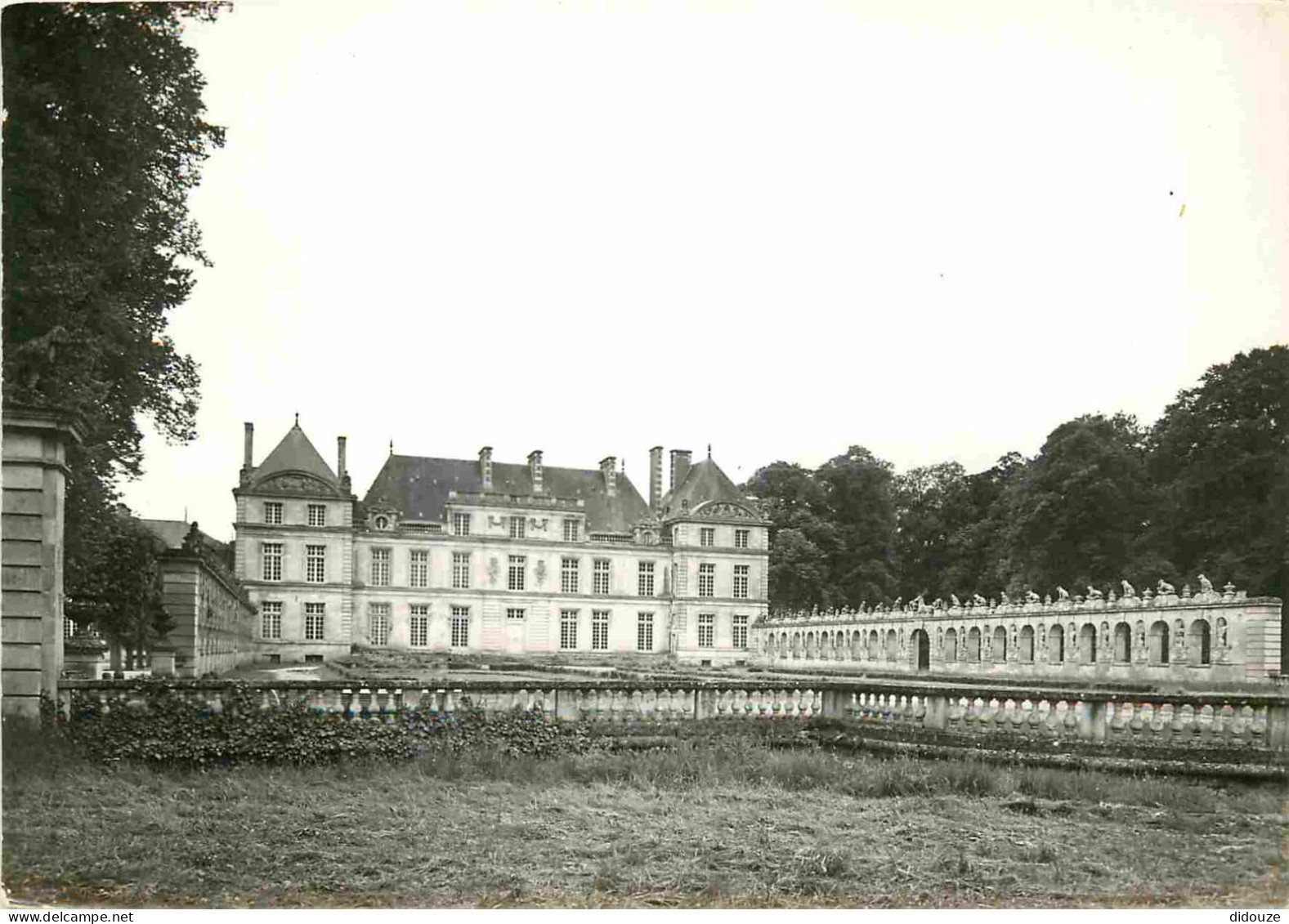 60 - Raray - Le Chateau - CPSM Grand Format - Voir Scans Recto-Verso - Raray