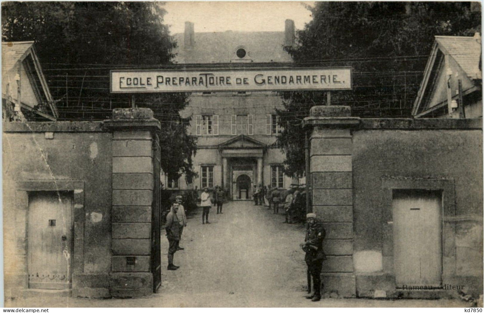 Ecalo De Gendarmerie - Police - Gendarmerie