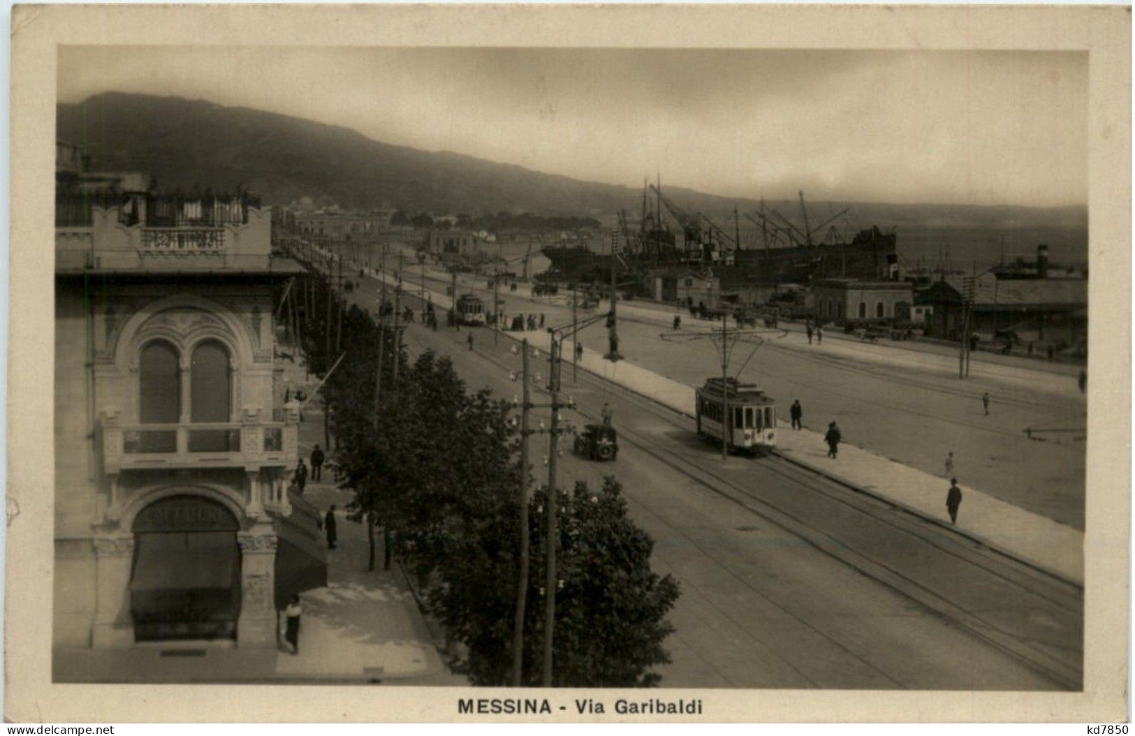 Massina - Via Garibaldi - Messina