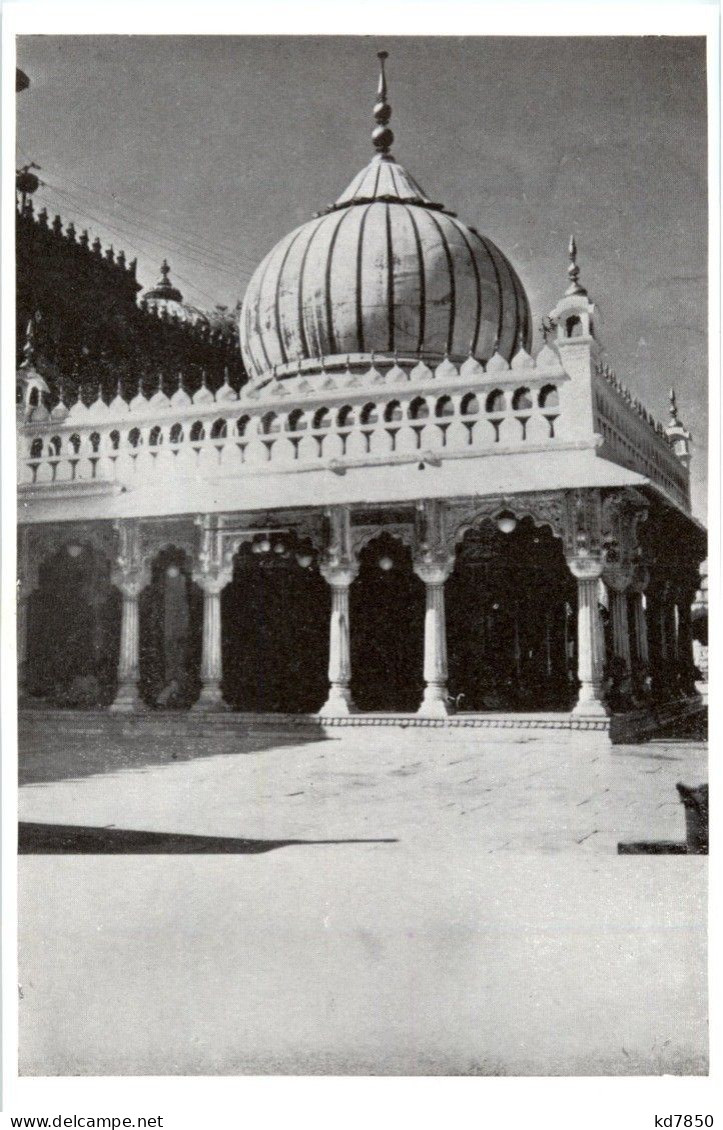 Delhi - Dargah Of Hazrat - India