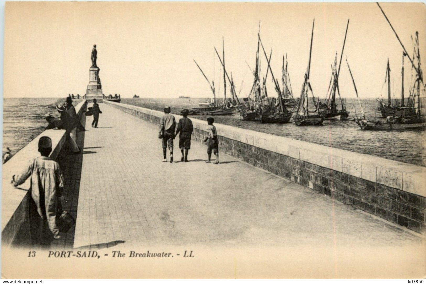 Port Said - The Breakwater - Port-Saïd