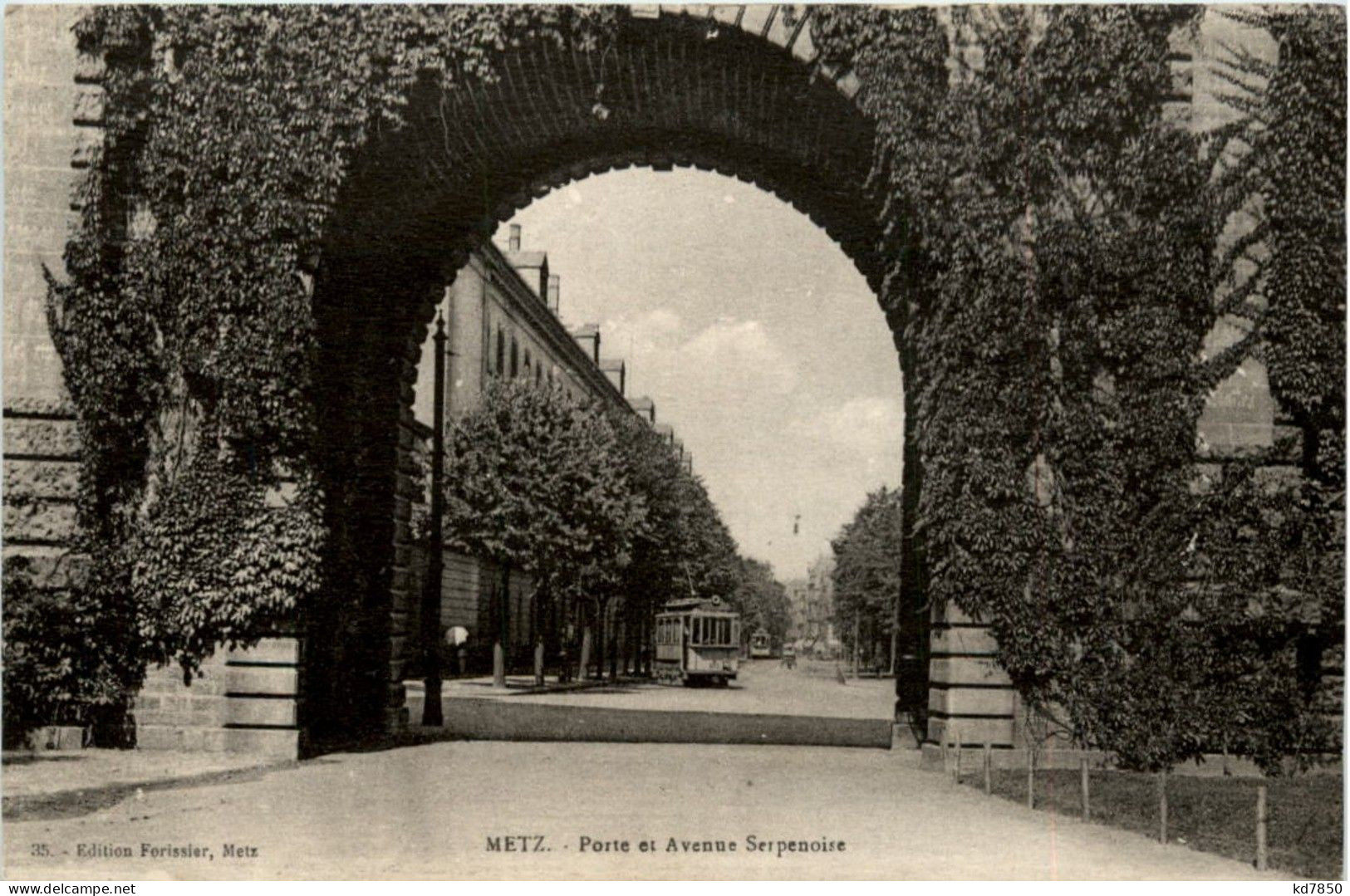 Metz - Porte Et Avenue Serpenoise - Metz