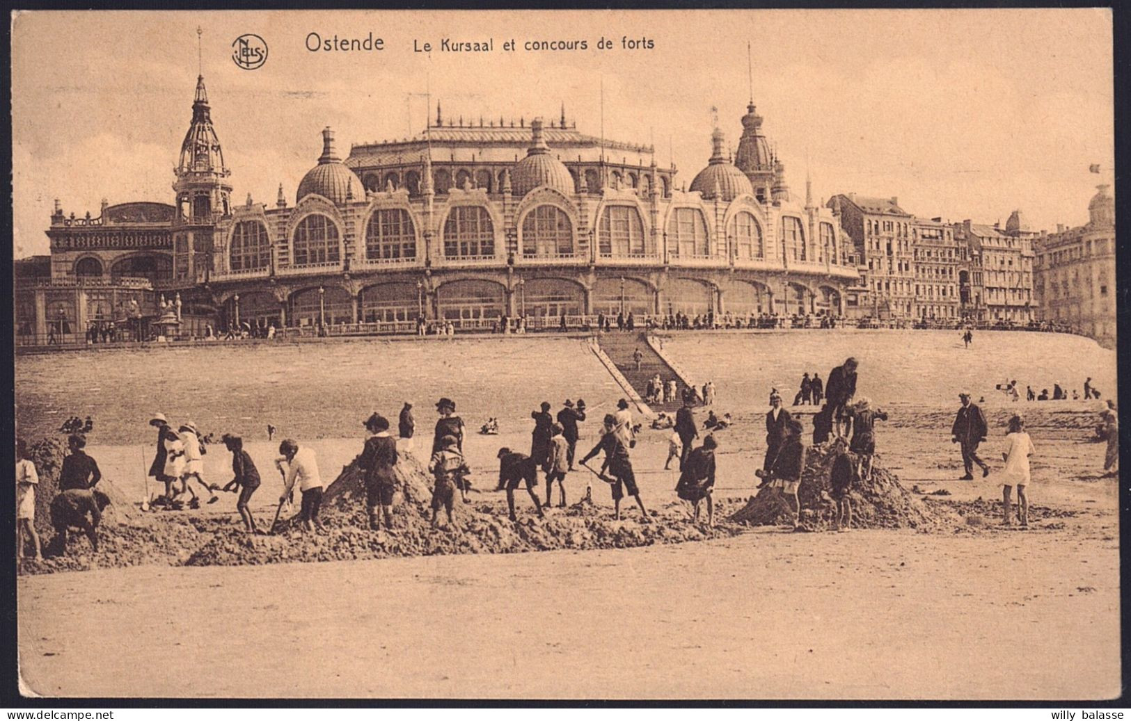 +++  CPA - OOSTENDE - OSTENDE - Le Kursaal Et Concours De Forts - Jeux Enfants // - Oostende