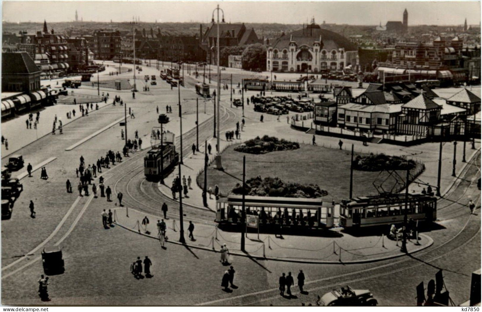 Scheveningen - Gevers Deynootplein - Scheveningen