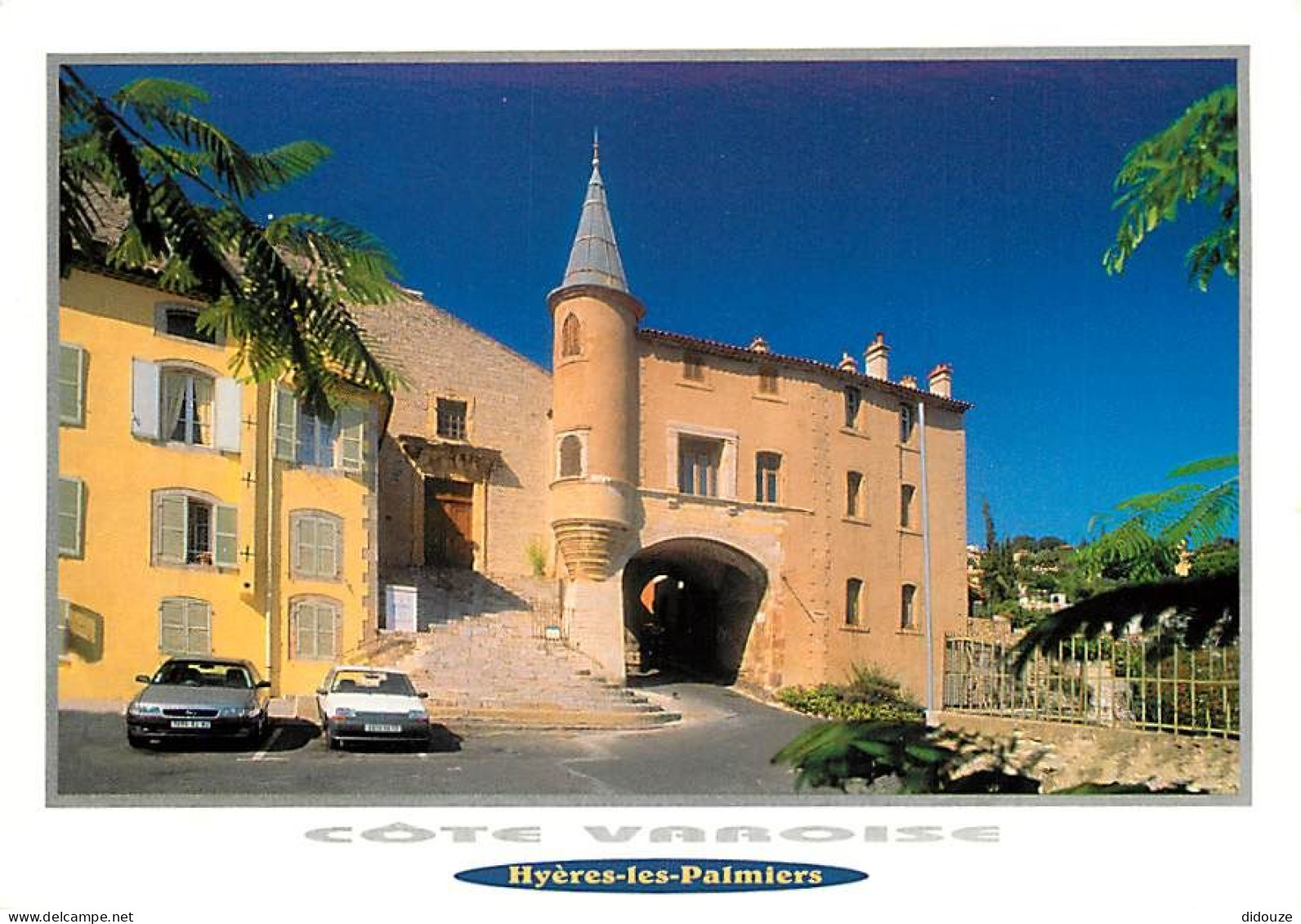 Automobiles - Hyères Les Palmiers - La Place St-Paul - Carte Neuve - CPM - Voir Scans Recto-Verso - Toerisme