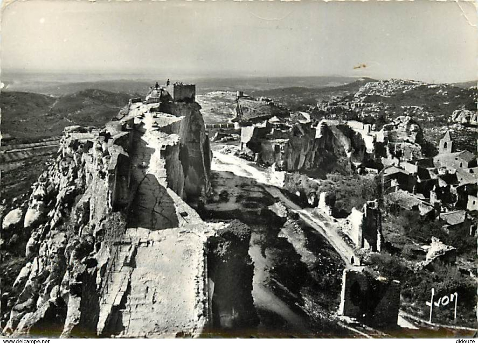 13 - Les Baux De Provence - Un Aspect Des Ruines - Mention Photographie Véritable - CPSM Grand Format - Carte Neuve - Vo - Les-Baux-de-Provence