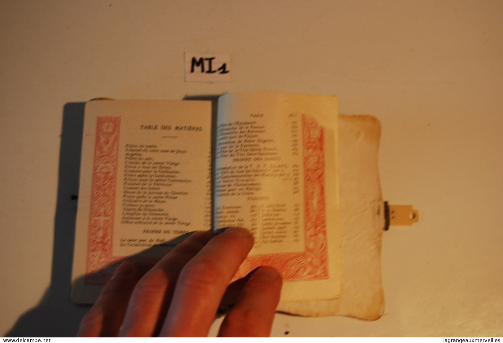 MI1 Ancien Missel - Religion - Old Missal - Ex Messale - Modèle De Luxe Limoges - Religión