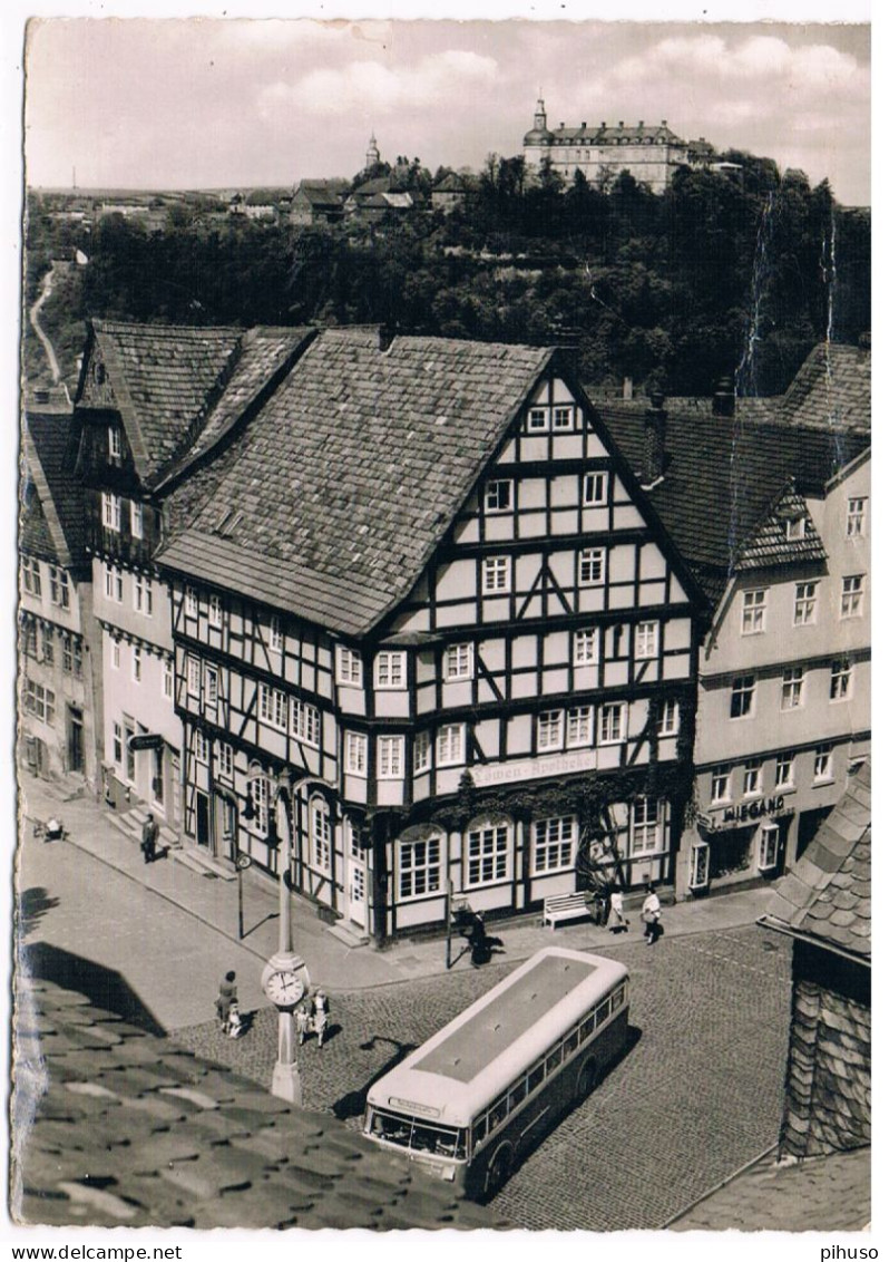 D-17058  BAD WILDUNGEN : Marktplatz Mit Löwen-Apotheke Und Schloss Friedrichstein - Bad Wildungen