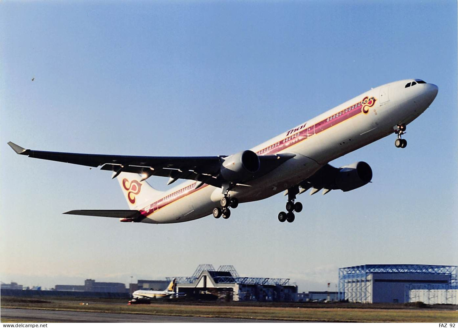 Airbus A330 Thai Airways International - 180 X 130 Mm. - Photo Presse Originale - Aviazione