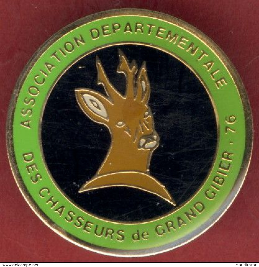 ** PIN' S  CHASSEURS  De  GRAND  GIBIER  76 ** - Animales