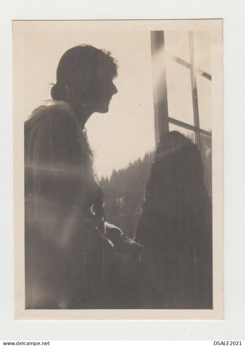 Woman Silhouette To Open Window, Scene, Abstract Surreal Vintage Orig Photo 6x8.6cm. (24093) - Persone Anonimi