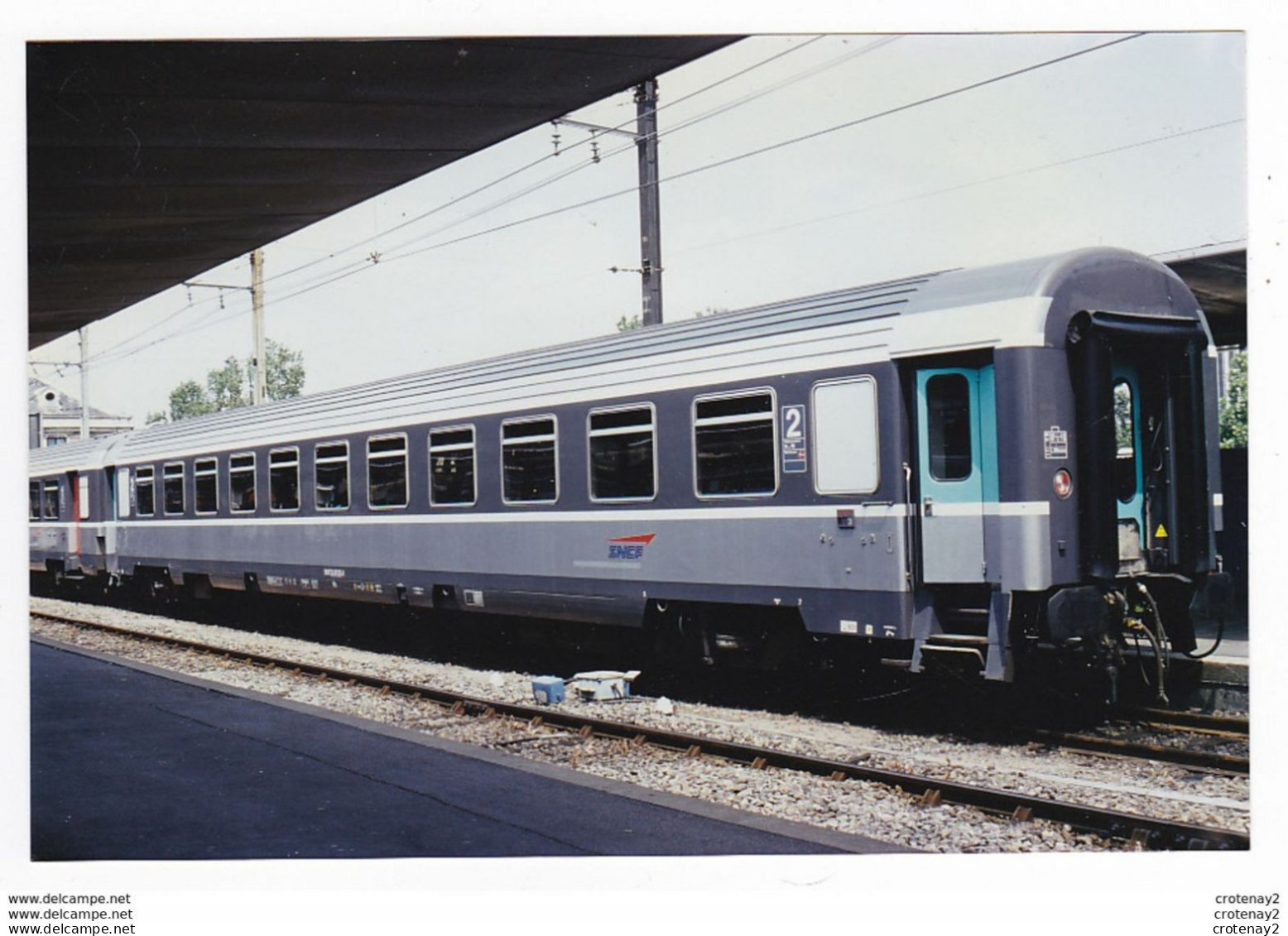 PHOTO Originale TRAINS Wagon Ou Voiture SNCF Voyageurs De 2ème Classe Non Datée - Treni