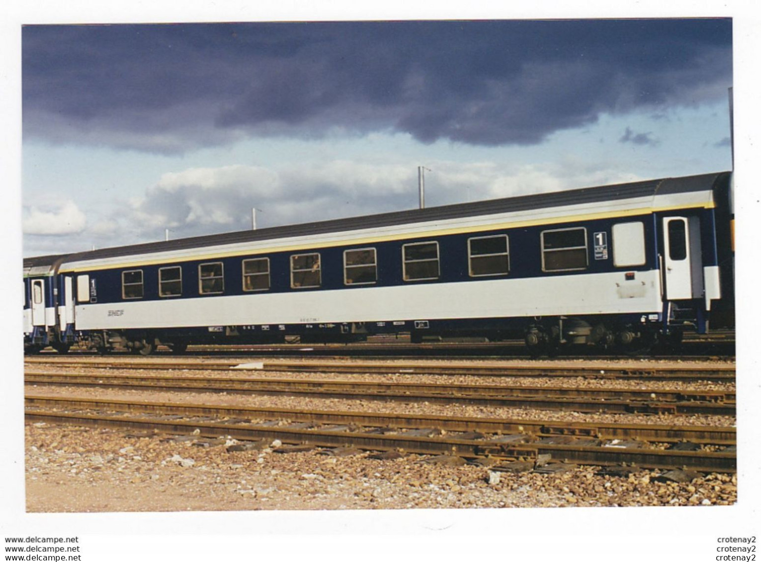 PHOTO Originale TRAINS Wagon Ou Voiture Couchettes Voyageurs SNCF De 1ère Classe Non Datée - Eisenbahnen