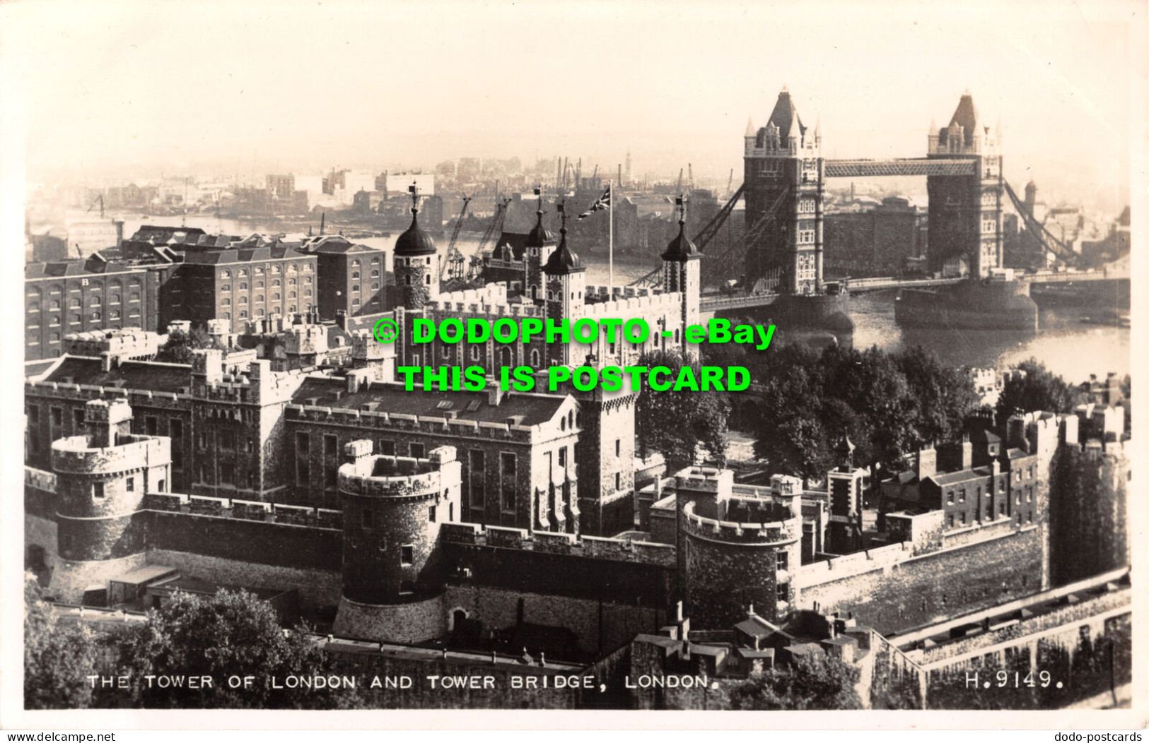 R508524 The Tower Of London And Tower Bridge. London. H. 9149. Valentines. RP - Other & Unclassified