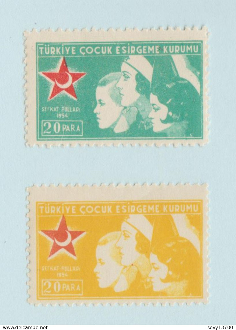 5 Timbres De Bienfaisance Neufs - Nurse Et Deux Enfants Année 1954 Année 1946  Enfants Années 1958 Et 1963 - Sellos De Beneficiencia