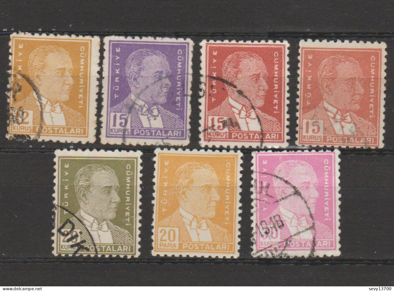 Turquie - Lot 33 Timbres Atatürk Mi 1276 - Mi 1280 - Mi 1301 - Mi 958 Y - Mi 946 Neuf - Mi 960 Y - Mi1493 - 1495 - 2172 - Collections, Lots & Series