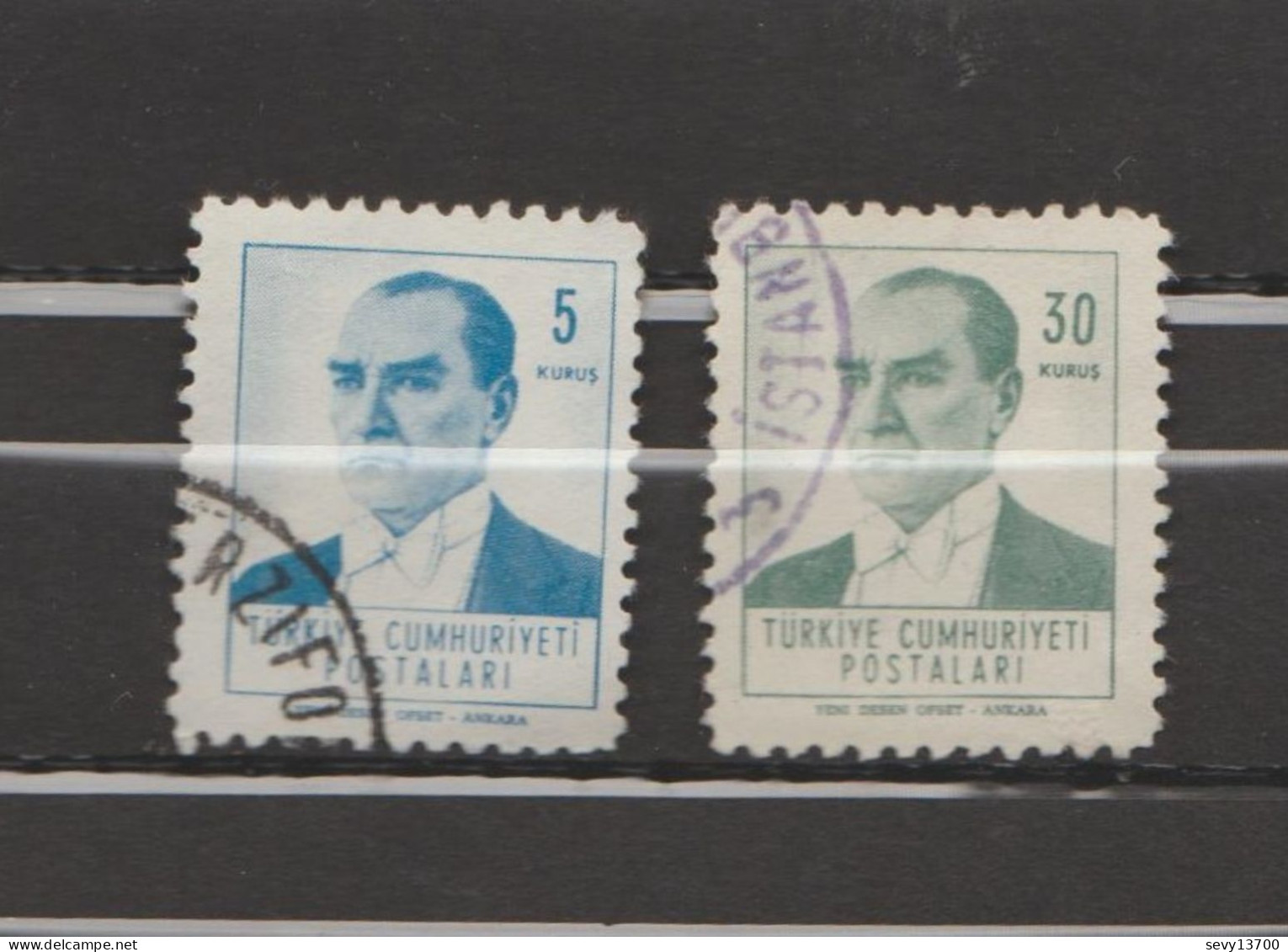 Turquie - lot 33 timbres Atatürk Mi 1276 - Mi 1280 - Mi 1301 - Mi 958 y - Mi 946 neuf - Mi 960 y - Mi1493 - 1495 - 2172