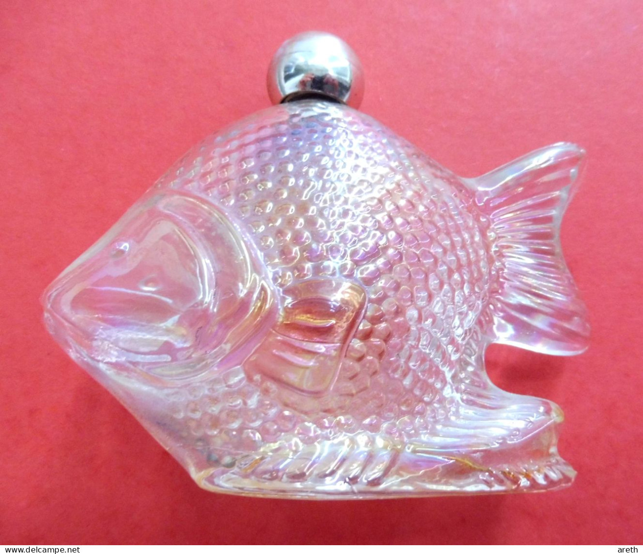 Flacon  Eau De Cologne Sweet Honesty AVON En Forme De Poisson - Bottles (empty)