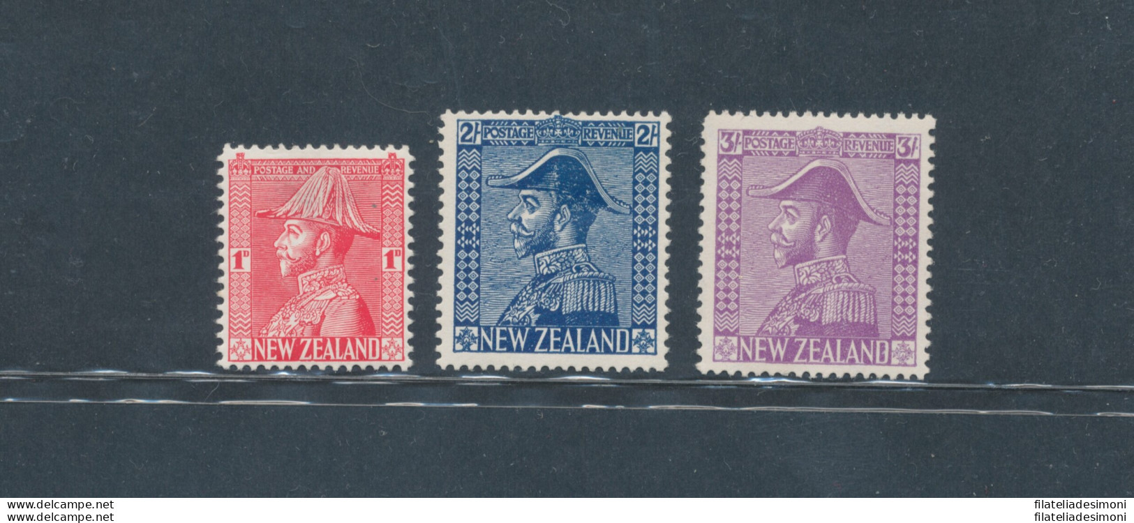 1926-34 NEW ZEALAND, Stanley Gibbons N. 466/468  Set Of 3  MLH* - Otros & Sin Clasificación