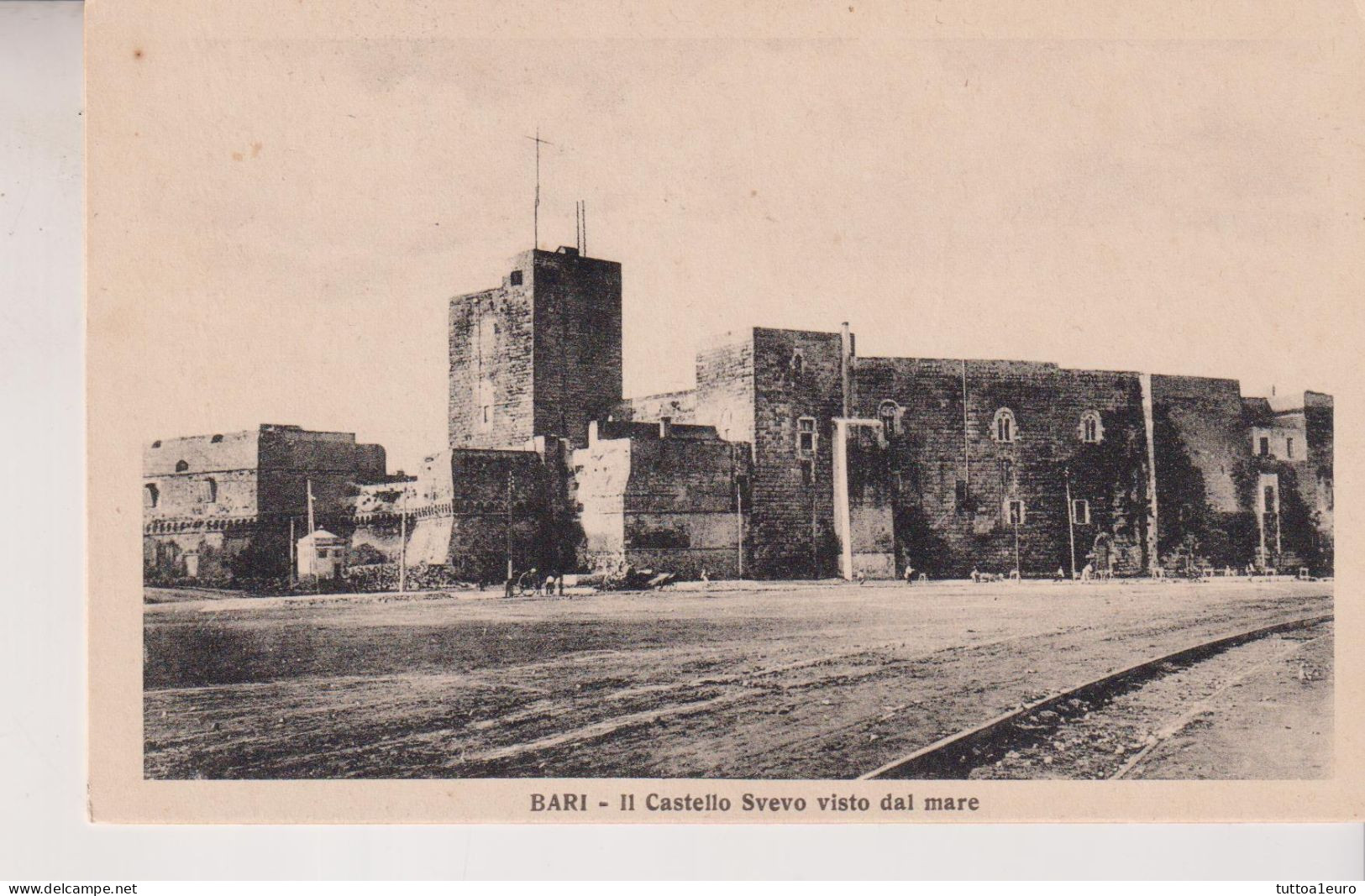 BARI CASTELLO SVEVO VISTO DAL MARE NO VG - Bari