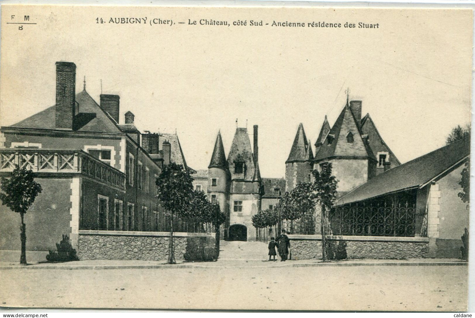 -18-CHER- AUBIGNY - Le Chateau,coté Sud - Aubigny Sur Nere