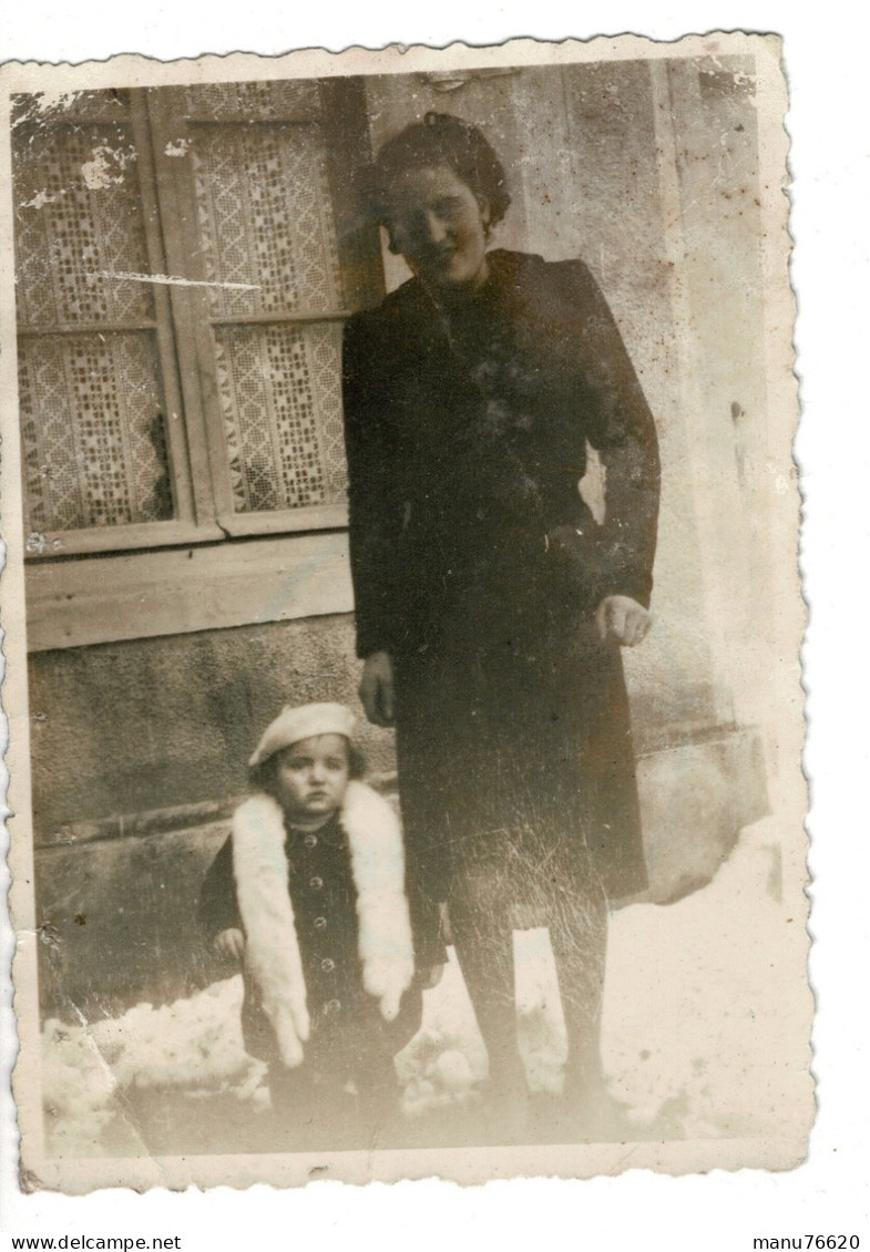 Ref 1 - Photo : Femme Et Fille D'un Prisonnier En Allemagne  , Correspondance Militaire STALAG 24 - France . - Europe