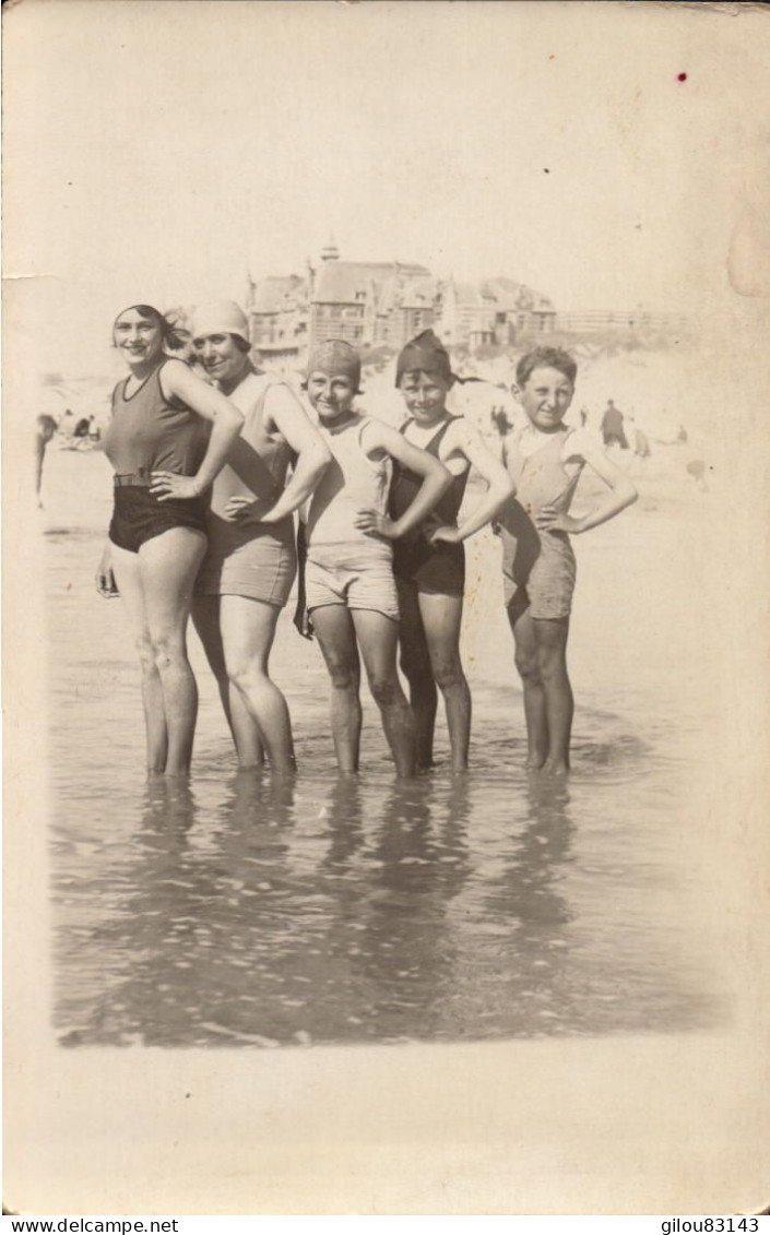 Pas De Calais, Berck- Plage, Enfants Sortie A La Plage, Defilé De Maillots De Bains - Berck