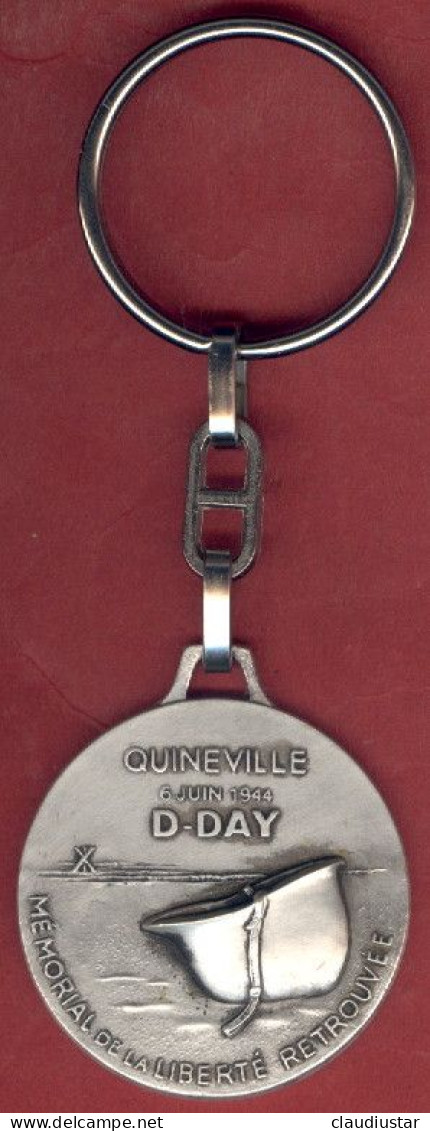 ** LOT  4  PORTE - CLEFS  D. DAY ** - 1939-45