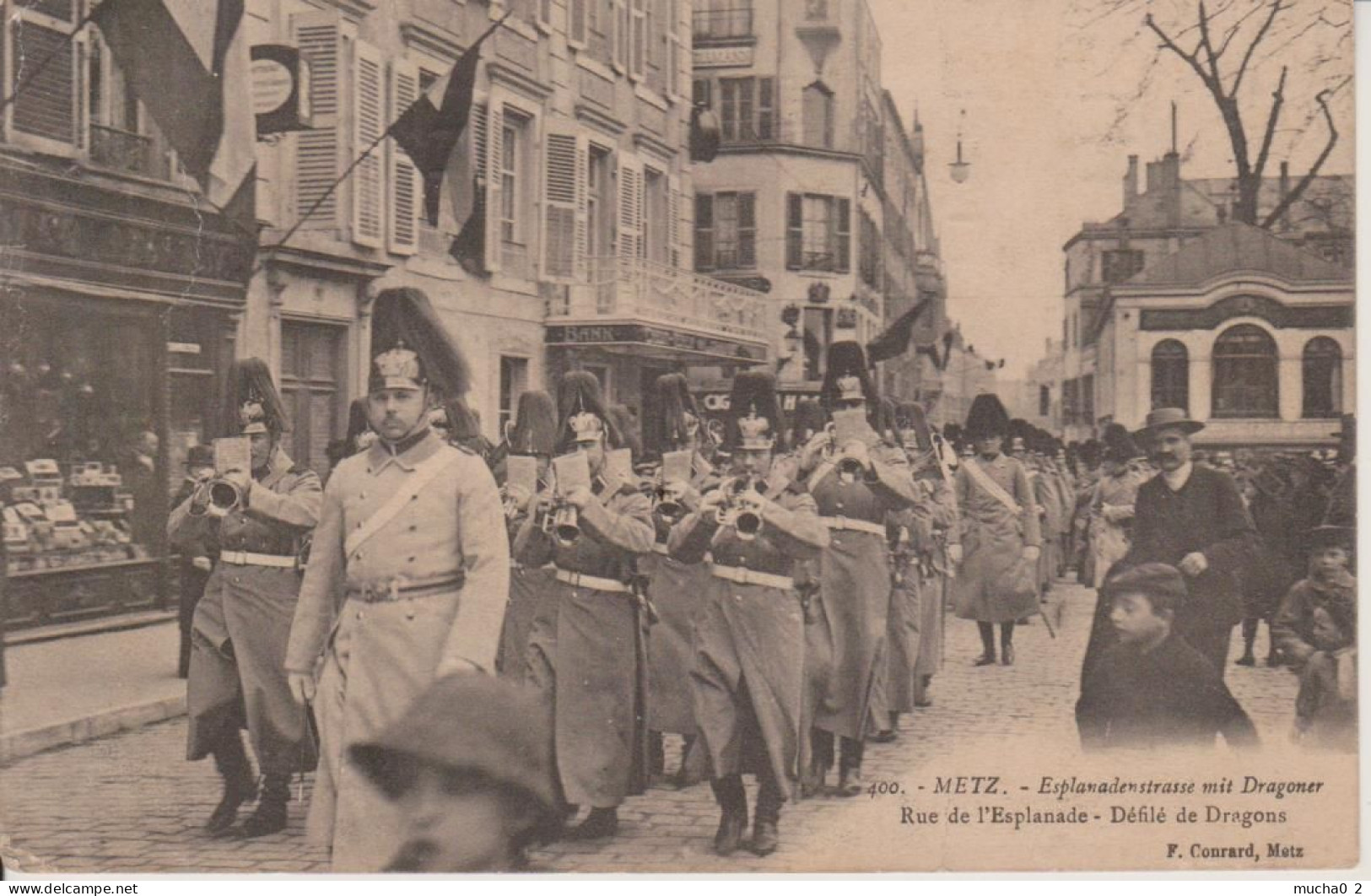 METZ - RUE DE L'ESPLANADE - DEFILE DE DRAGONS - Metz