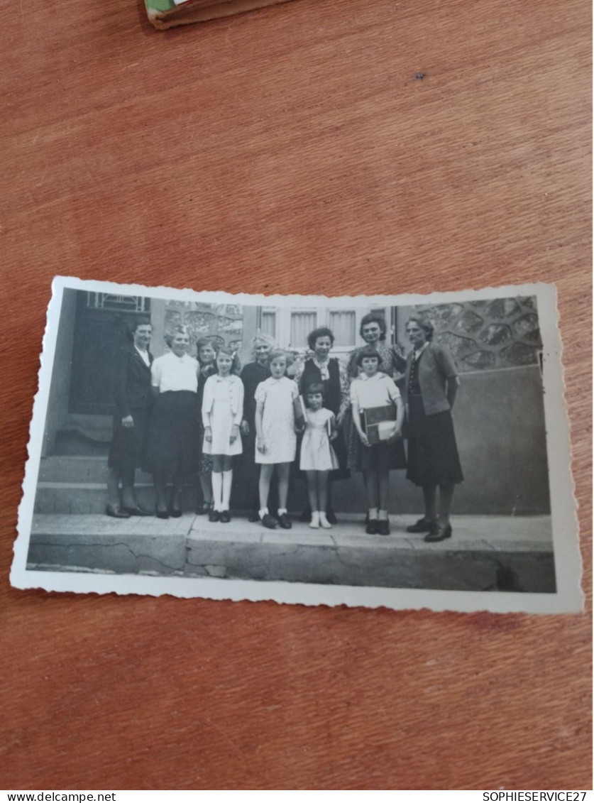 560 //  PHOTO ANCIENNE 11 X 7 CMS /  Famille - Personnes Anonymes