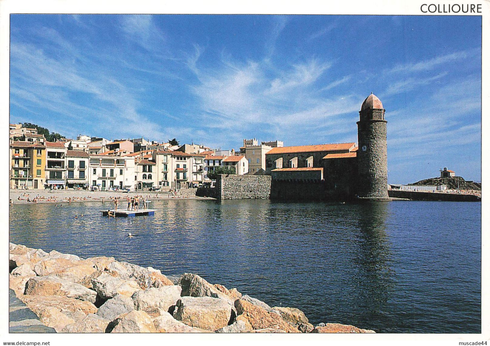 COLLIOURE - LA PLAGE DU BORAMAR L EGLISE ET SON CLOCHER PHARE MEDIEVAL - Collioure