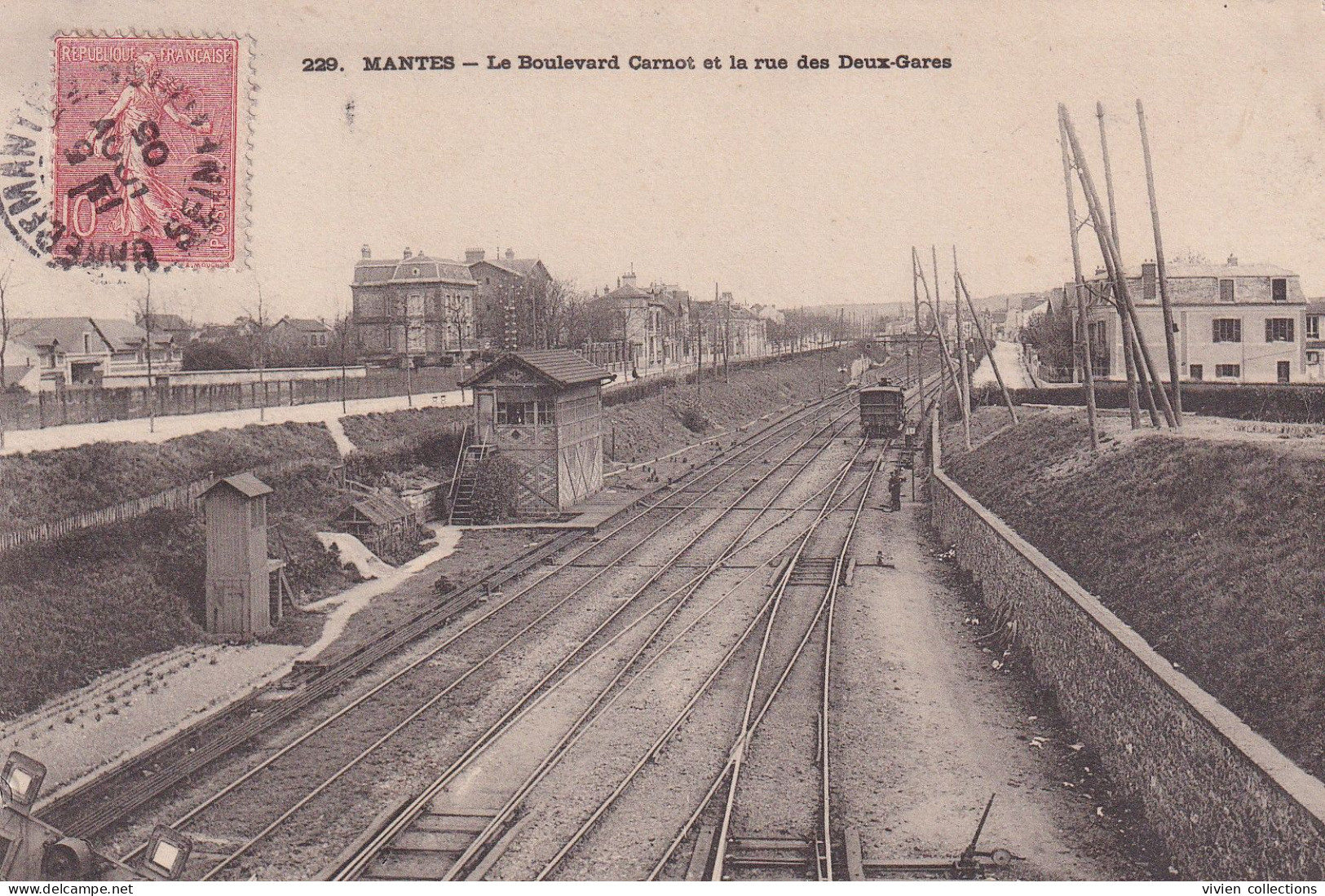 Mantes (78 Yvelines) Le Boulevard Carnot Et La Rue Des Deux Gares - Circulée 1905 Avec Cachet Gare De Mantes - Cottereau - Mantes La Jolie