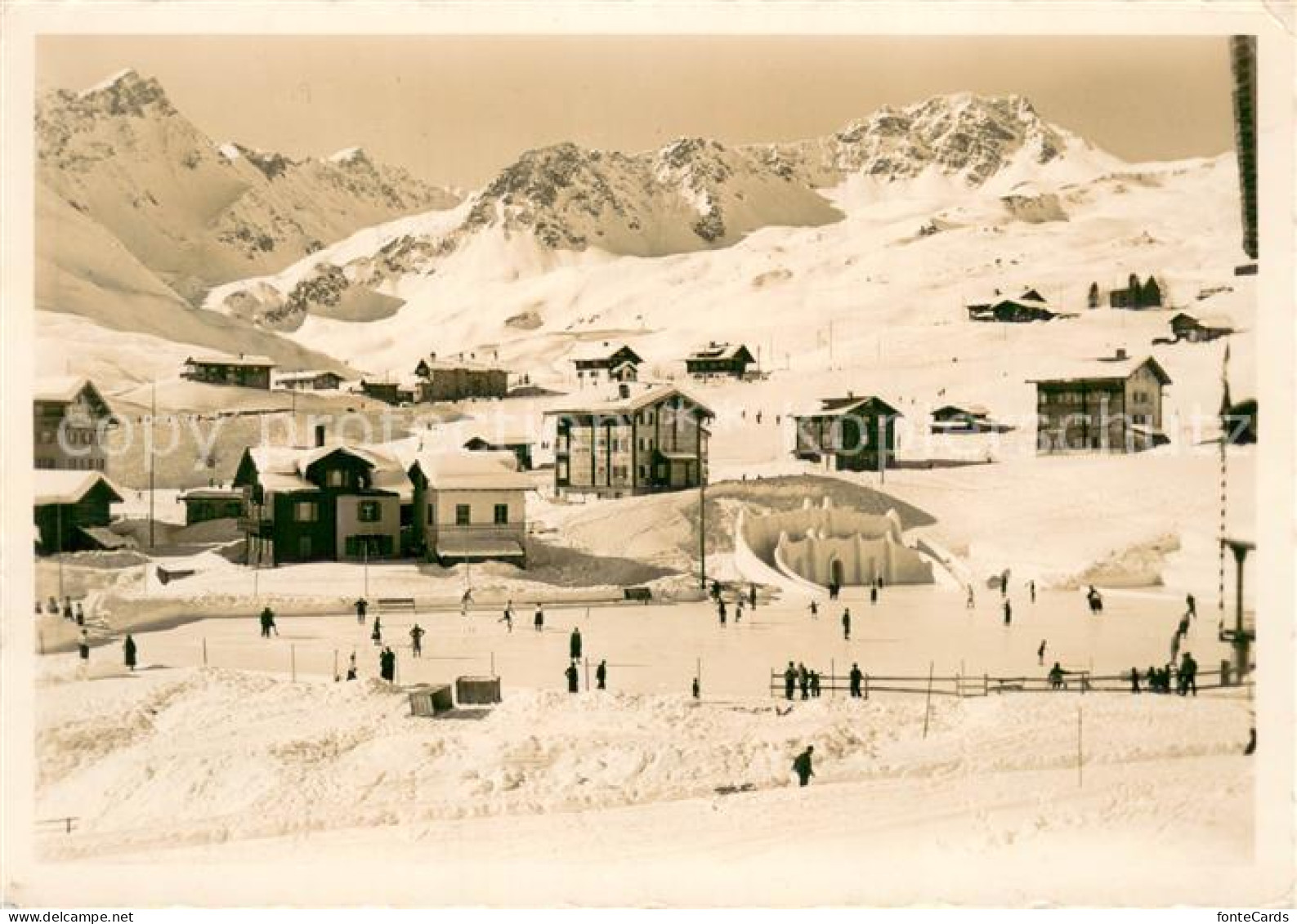 13751332 Inner Arosa Panorama Mit Eisbahn Inner Arosa - Otros & Sin Clasificación