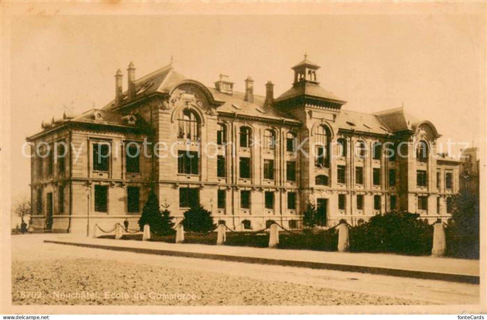 13750738 Neuchatel NE Ecole De Commerce Neuchatel NE - Sonstige & Ohne Zuordnung