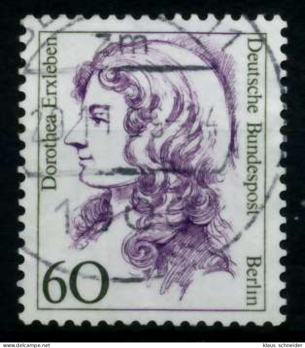 BERLIN DS FRAUEN Nr 824 Gestempelt X72B336 - Used Stamps