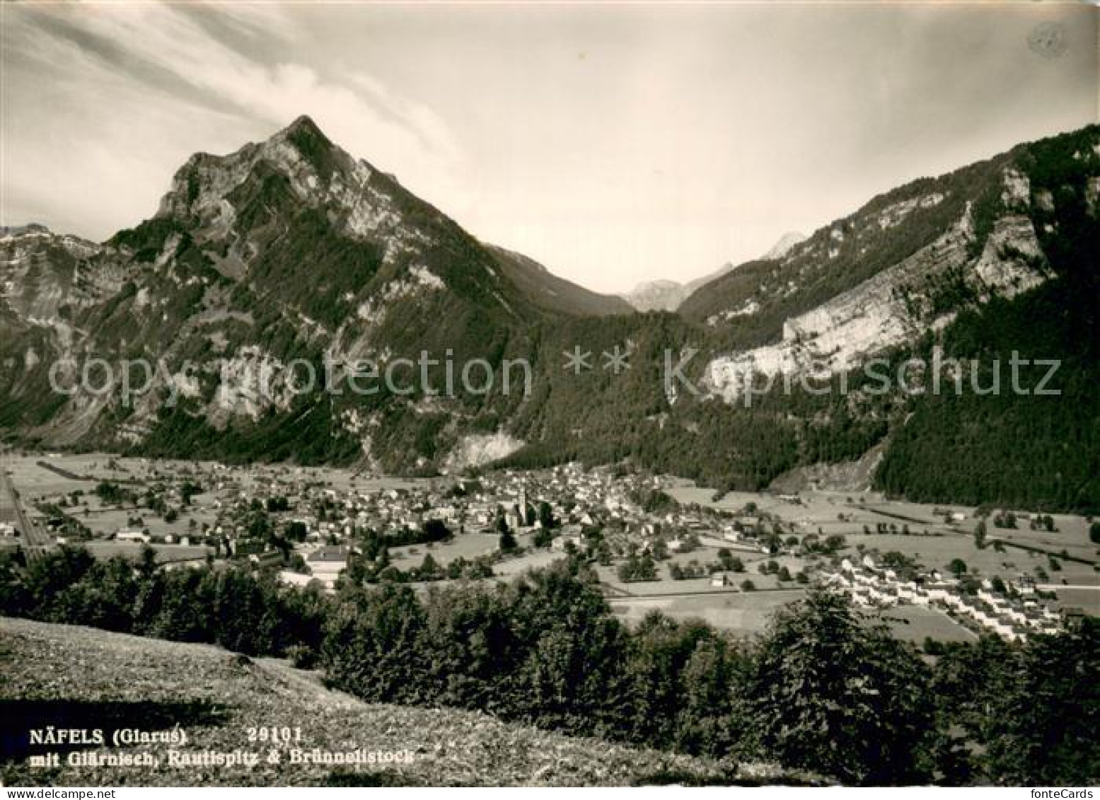 13738660 Naefels Mit Glaernisch Rautispitz Und Bruennlistock Naefels - Autres & Non Classés