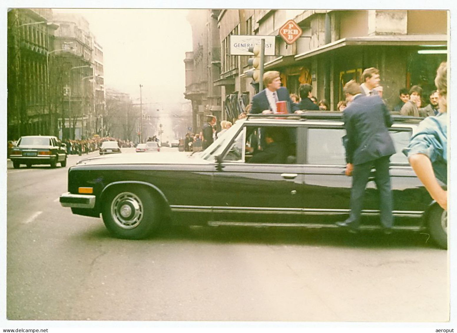 Photo Originale / Voiture / ZIL-41052 Limousine Présidentielle - Mikhaïl Gorbatchev Visite La Yougoslavie 1988 - Automobiles