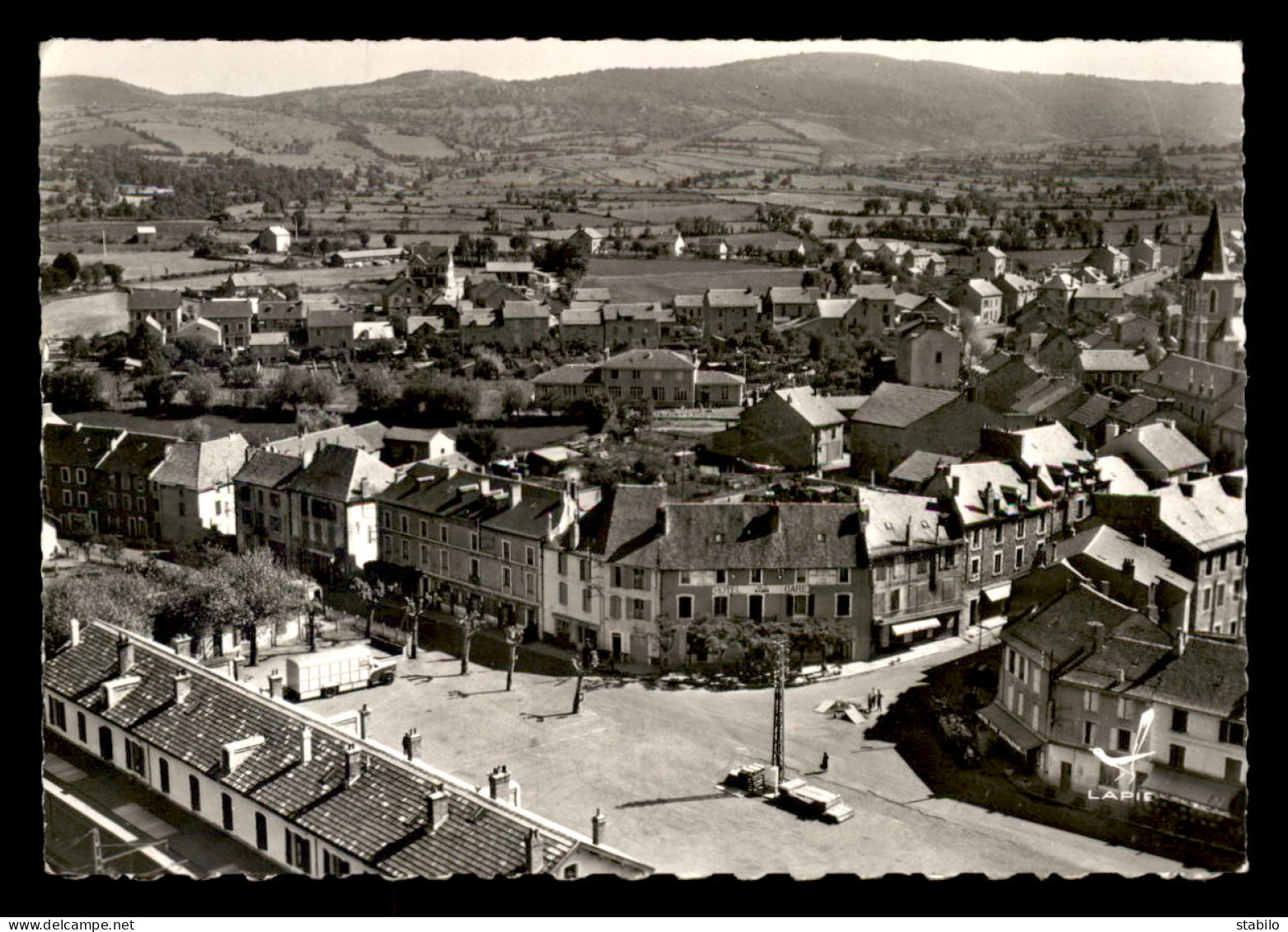 12 - SEVERAC-LE-CHATEAU - VUE AERIENNE - QUARTIER DE LA GARE - Otros & Sin Clasificación