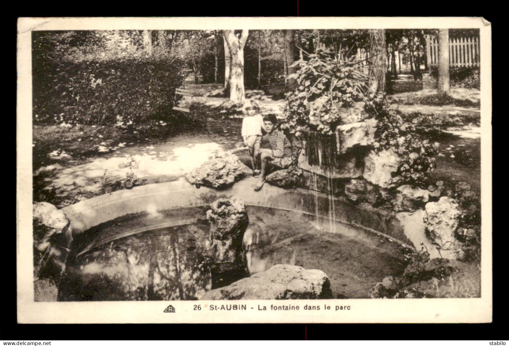 14 - SAINT-AUBIN - LA FONTAINE DANS LE PARC - Saint Aubin