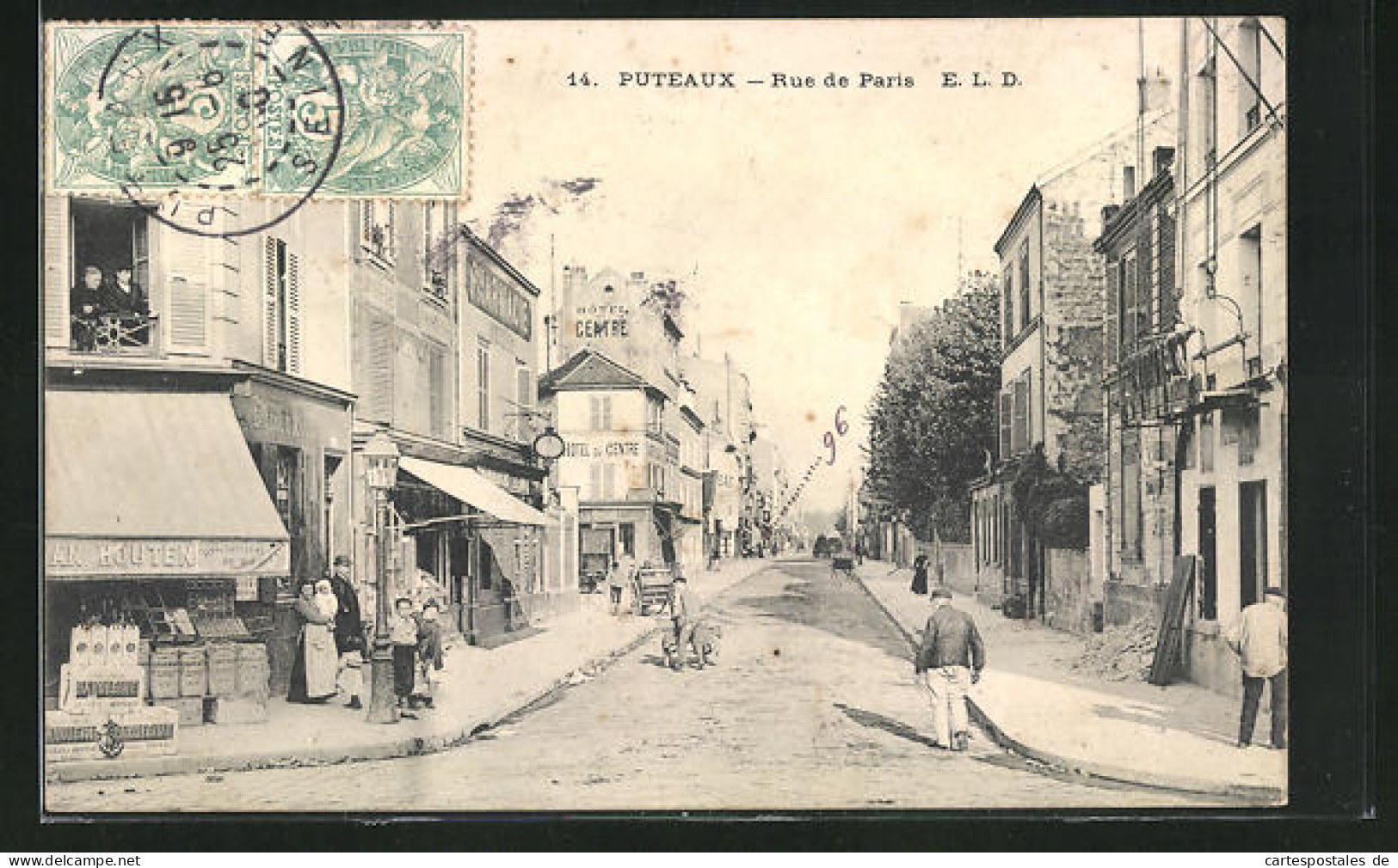 CPA Puteaux, Rue De Paris, Vue De La Rue Avec Hotel Du Centre Et Commercesn  - Puteaux