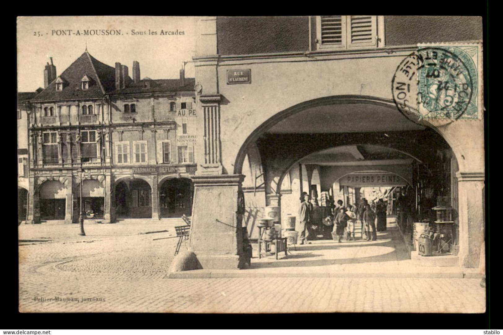 54 - PONT-A-MOUSSON - SOUS LES ARCADES - Pont A Mousson